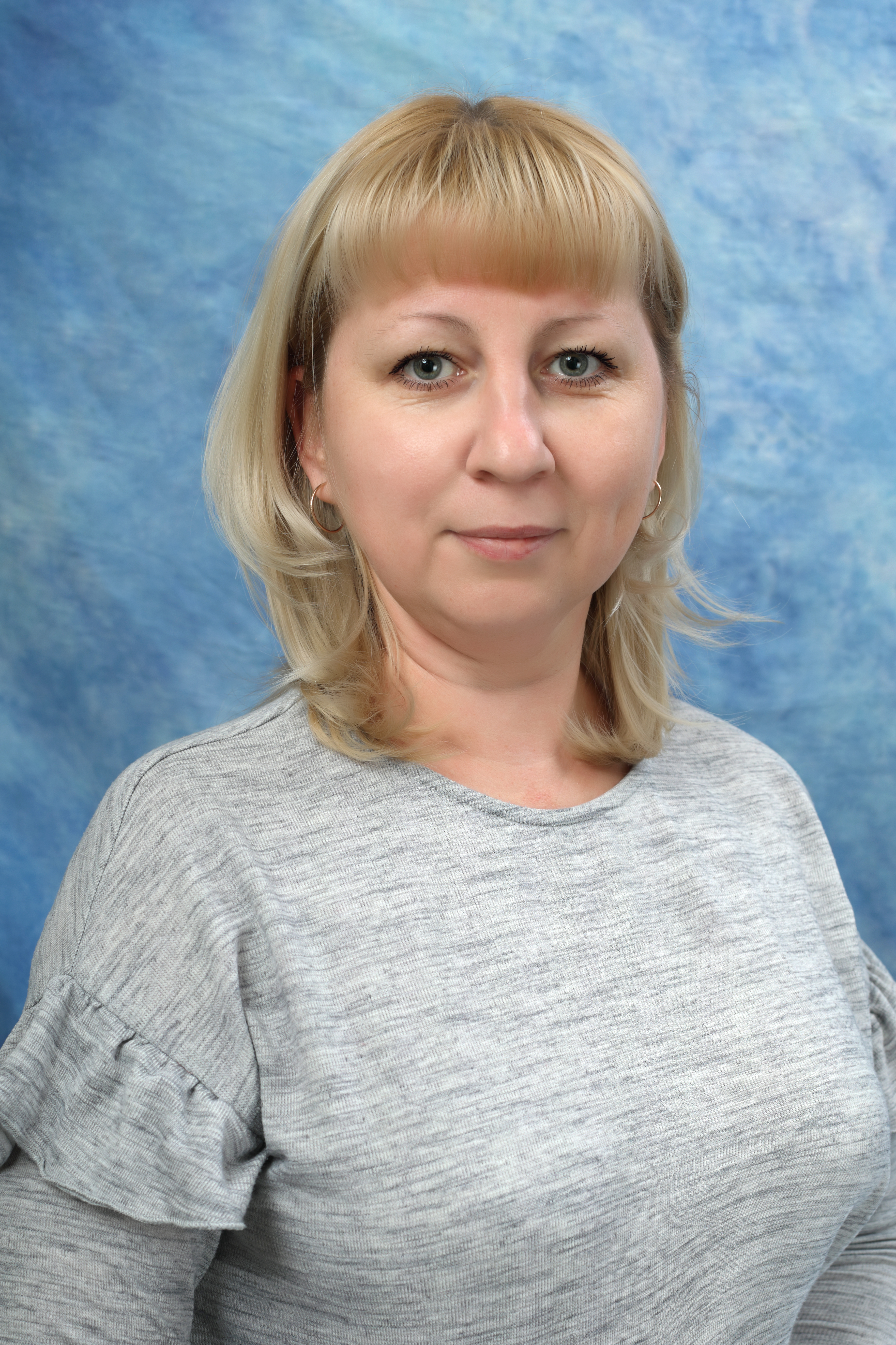 Воспитатель первой категории Семченкова Оксана Александровна.